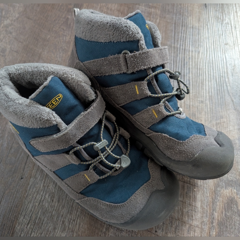 Keen Notch Chukka Boots Size 7